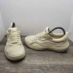 VANS UltraRange NEO VR3 Tan Beige Womens Size 8.5 Gym Shoes New